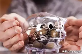 实话实说|家庭购买保险，受益人写谁的名字？第三个答案最现实图片
