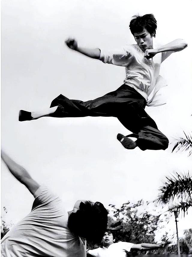 太极高手打死不说的秘密！慢练松紧竟能洗髓？看完颠覆认知！