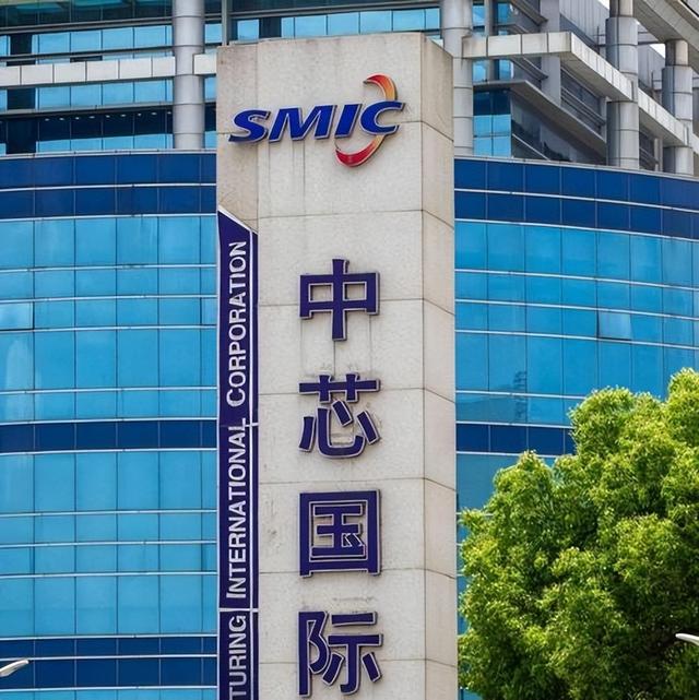 英伟达刚被约谈，中企便曝出2员工窃取核心技术给美国，后果严重