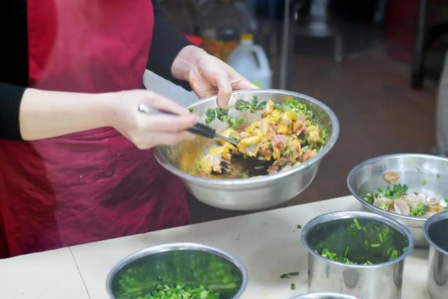 终于有人来说说这个有山有水的小城到底有多好吃了！