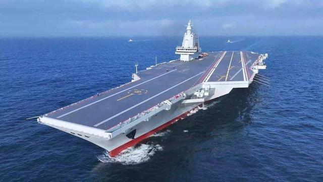 忍耐1天，我战区增兵南海，日本首次部署中导，不准中国建保护区