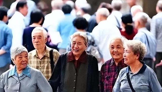 中国将迎来前所未有的死亡高峰？专家给出答案：是这些因素导致的
