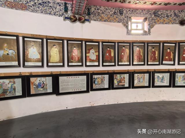 2025年秋老姐俩江西行，景德镇瓷宫，瓷奶奶独有的浪漫