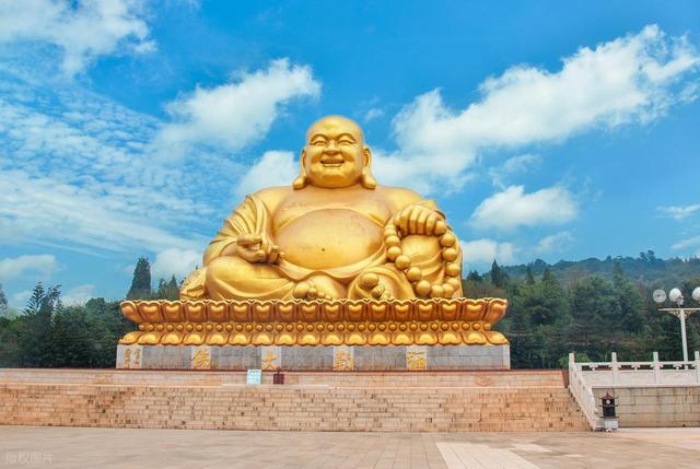 最适合春节旅行的6座小城，游人不多，年味十足，带着家人出发吧