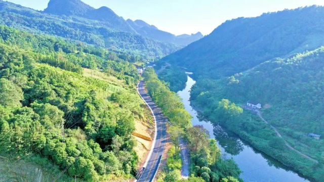 桂林这条公路通车！沿途串联田园风光、水库景致与古镇风情