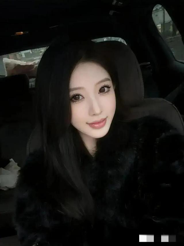 浙江宁波一校花太漂亮了，仙姿玉色	，貌美如花，绝世佳人不过如此