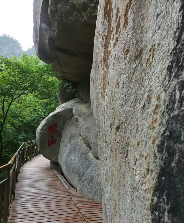 藏在秦岭深处的这座县城今年夏天也火了，比六盘水凉爽还没蚊子