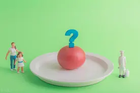 网友发视频称吃喜酒后多人疑似食物中毒，常熟相关方回应：食物样品已送检，原因正在调查中图片