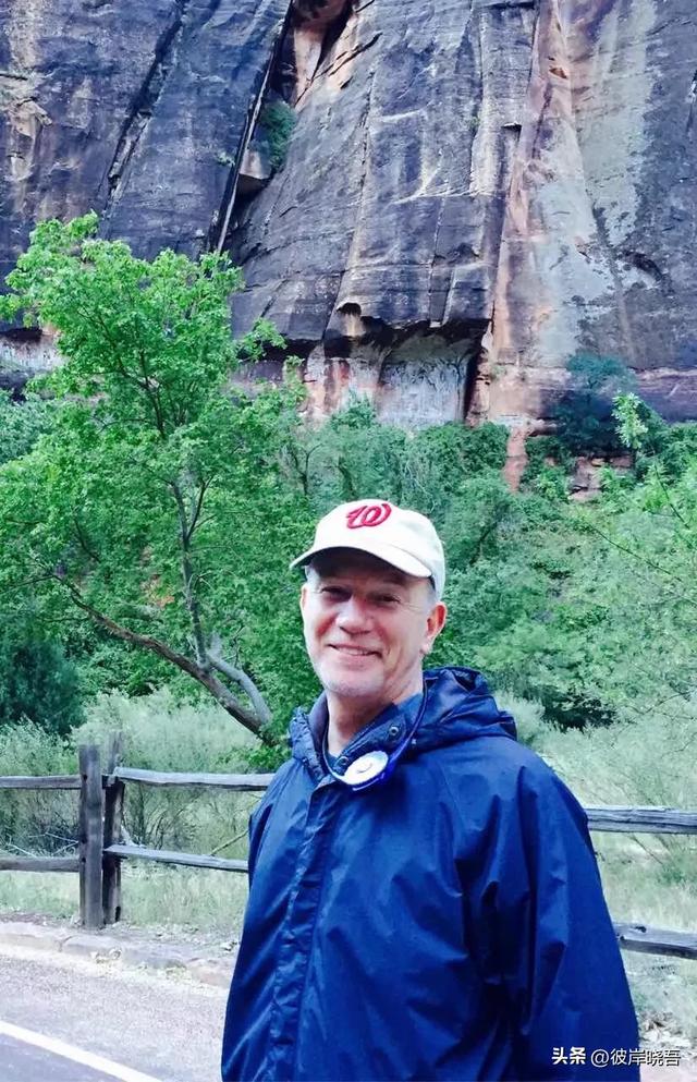 我和约翰的异国情缘22 手机和驾照都被拒绝