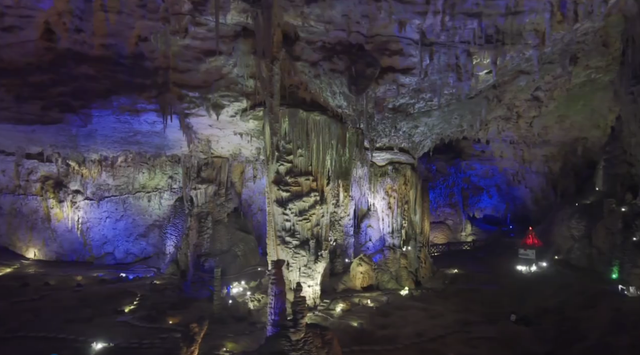 冬游织金洞免门票！16℃恒温溶洞成贵州人打卡热点