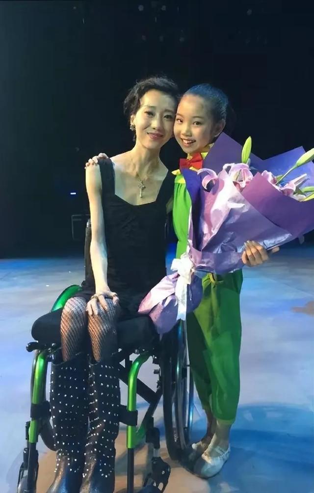 张艺谋：我最愧疚的不是巩俐，更不是陈婷，而是终身瘫痪的她