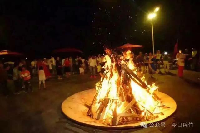 明天开幕！绵竹这个镇又要火爆出圈！好耍得很……