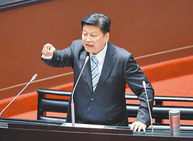 国民党本土派力挺郝龙斌当主席，马英九倡世代交替扶中壮代接班，国民党主席选情存较大变数，谁能出线未可知