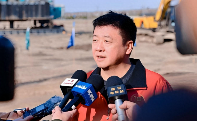 比荷兰还坏！英国要抢中国芯片工厂，手段比荷兰还卑劣