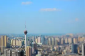 《2025年成都市提振消费专项行动实施方案》发布图片