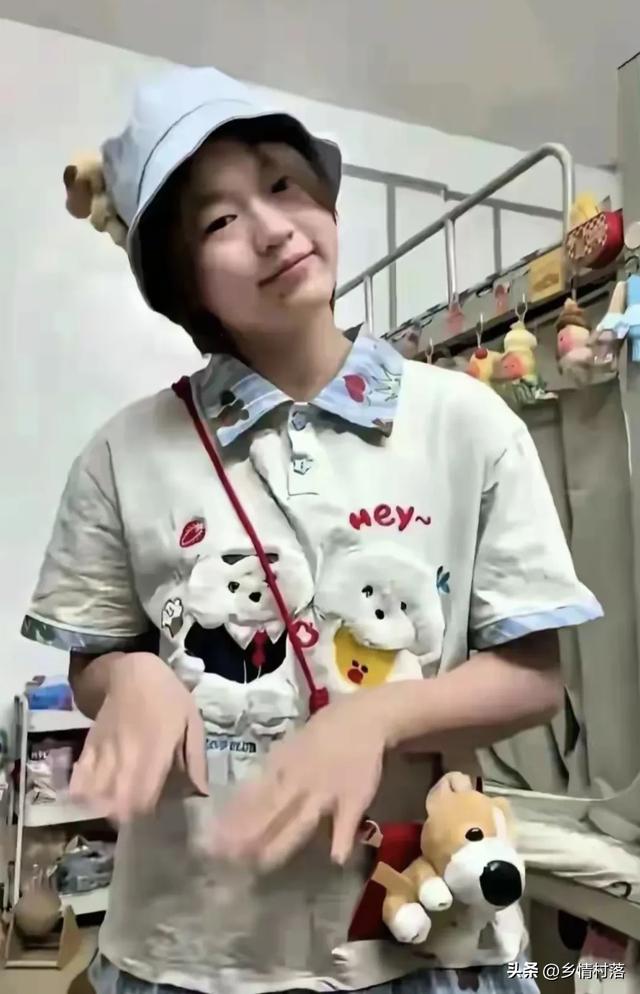 全红婵长成大姑娘了，女大十八变，变的越来越好看了