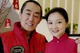 肖华：目睹前夫张艺谋“梅开三度”，离婚后孤身一人再也不谈感情图片