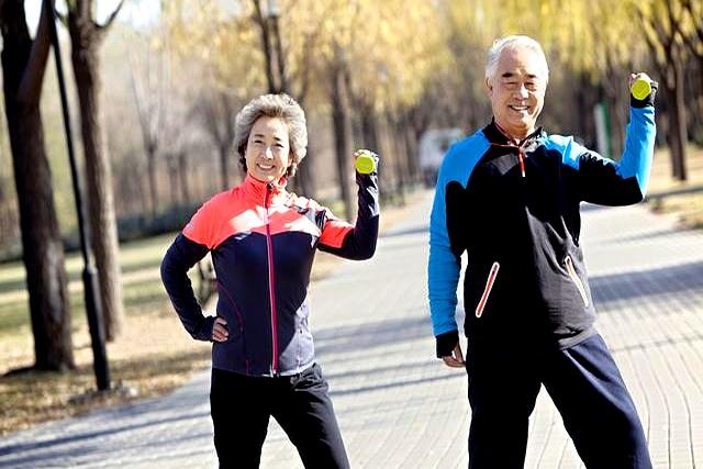 “经常运动”是错的？医生直言：过了60岁！尽量保持4个锻炼习惯