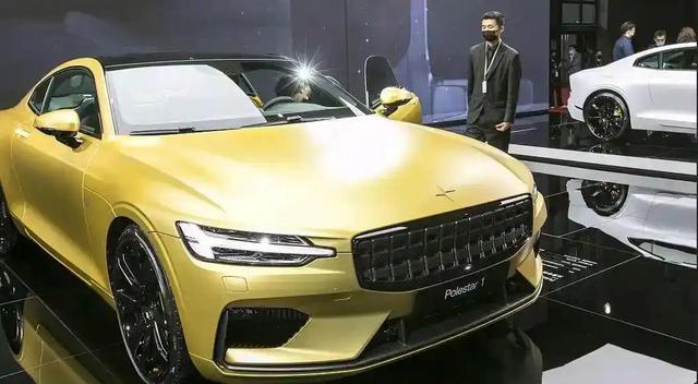 吉利一声不响换上“朱雀”新车标！被18个国家抢购，网友：太帅了