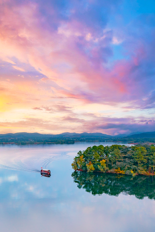 来木兰湖！把周末调成「户外模式」