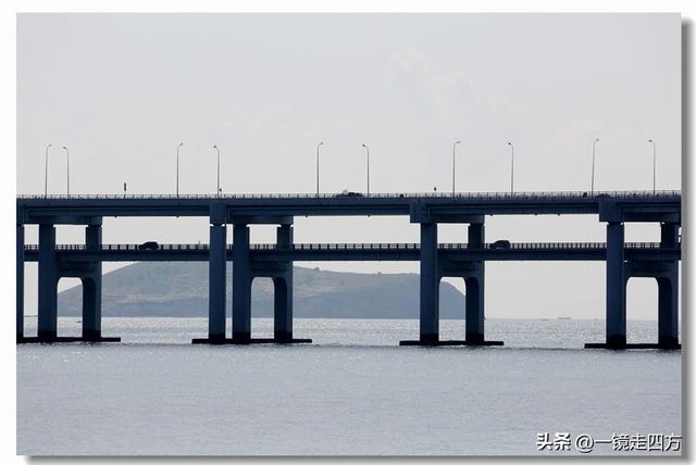 全长6800米的大连星海湾大桥气势恢宏