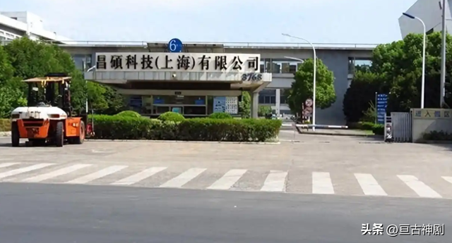 库克6000亿“豪赌”，波及中国工人就业，苹果是否能全身而退？
