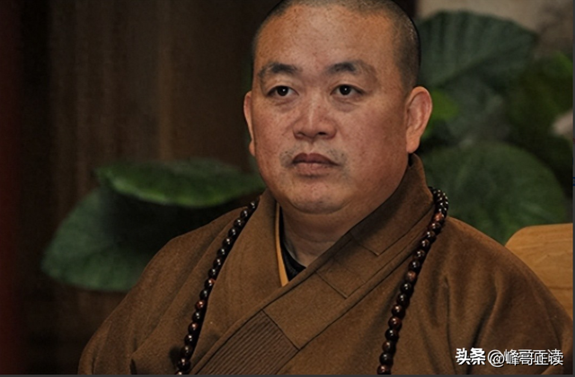 女徒弟众多，老僧见面下跪，释永信在少林寺的生活，到底有多爽？