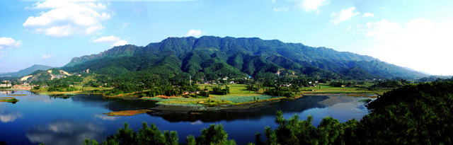 小布丁·早安丨地名里的重庆：山水蕴玉龙，湖韵醉人间
