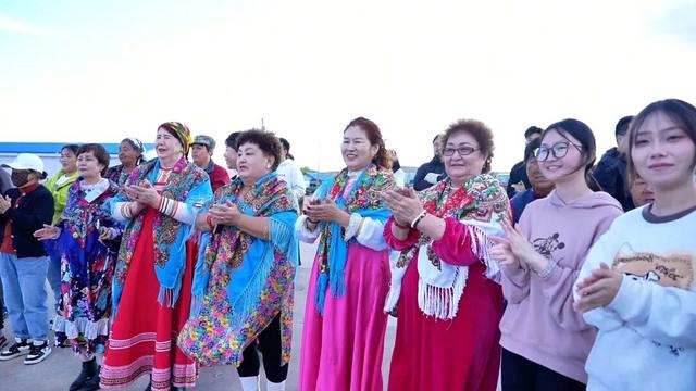 感党恩 听党话 跟党走丨额尔古纳市恩和俄罗斯族民族乡：绘就“五好两宜”和美乡村新画卷
