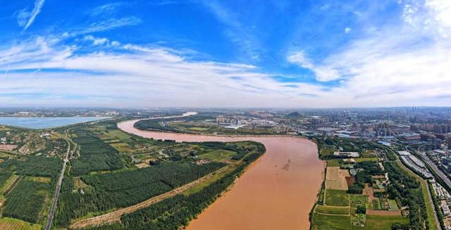 河南一县级酒厂曾火遍全国，后来默默无闻，如今再次崛起，太传奇