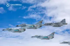 又败了！歼-10CE没打过瑞典版“枭龙”，泰国12架订单彻底无缘？图片