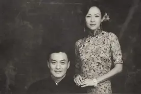 两张全家福，将朱丹和章子怡截然相反的婚姻状态，体现得淋漓尽致图片