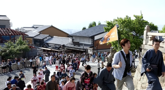 不敢相信！中国游客的日本住宿预订量，在春节期间同比增加六成！