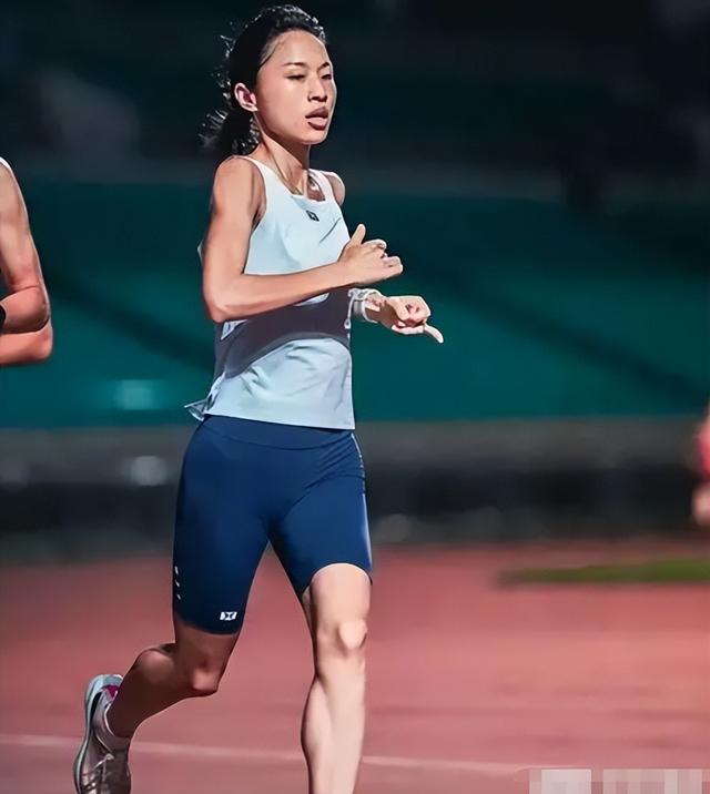 赢了面子丢了里子！小心机暴露的“最快女护士	”，终为荒唐买了单