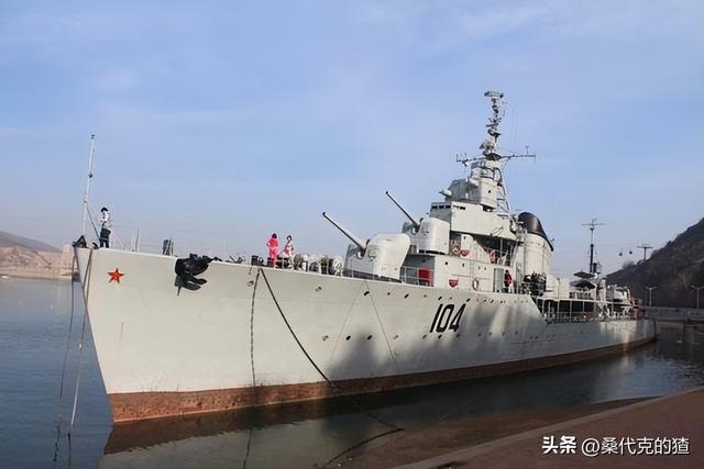 中美舰艇发生激烈对峙！外军突然冲向解放军，结果下一刻变老实了