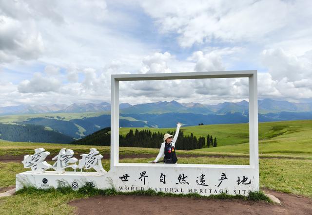 北疆行⑨——穿越喀拉峻草原