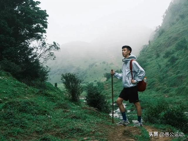 告别徒步枯燥感：选对地方、约对人就够了