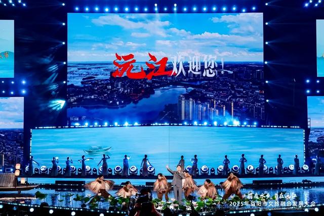 今晚！湖南这个地方刷爆了朋友圈！
