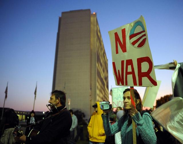 委内瑞拉生死关头之际，无路可退的马杜罗，终于打通了北京的电话