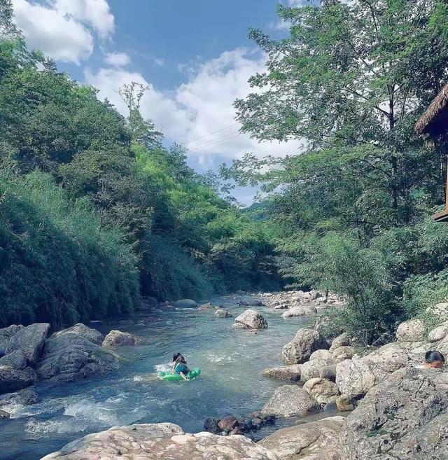 大邑雾山耍两天