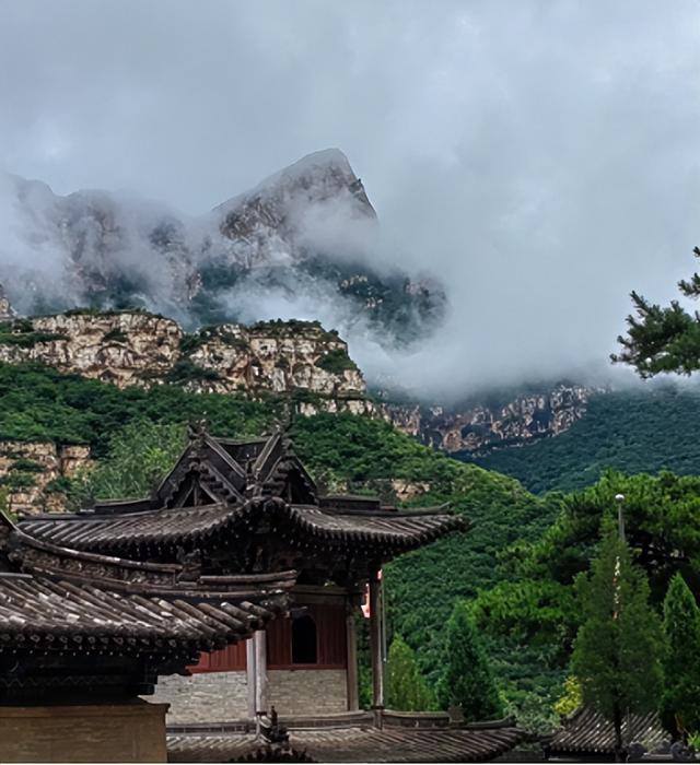 1991年17名登山精英集体遇难，7年后发现诡异登山日记：我们错了