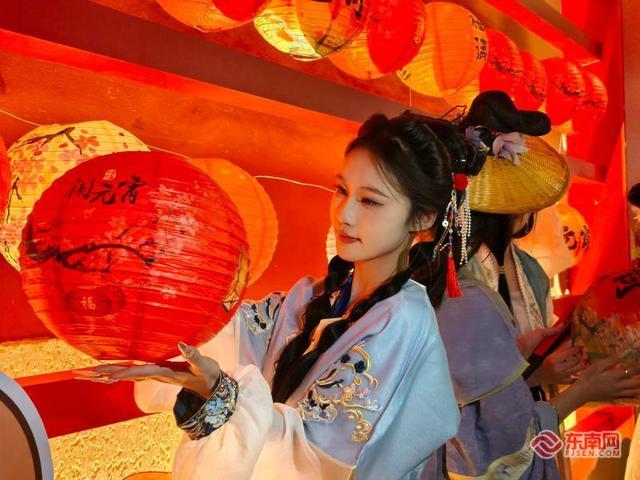 春节假期近尾声 建州古城年味不减