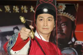 64岁何家劲承认结婚生女，漂亮女儿照片曝光，对太太身份保密图片