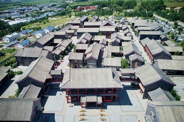 承德康熙饮马驿站，古色古香，文化深厚，可以体验浓厚的满清文化