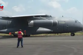 1万公里！运20飞抵非洲，轰6接近美本土，解放军全球抵达能力猛涨图片