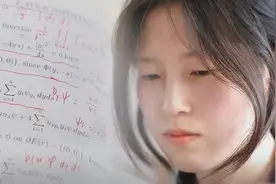 姜萍事件炸出的酸黄瓜: 我不敢质疑985，还不敢质疑一个中专妹？图片