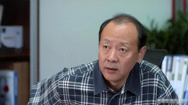 从国家一级演员到“学外语”，床戏令人大开眼界，却深受观众喜欢