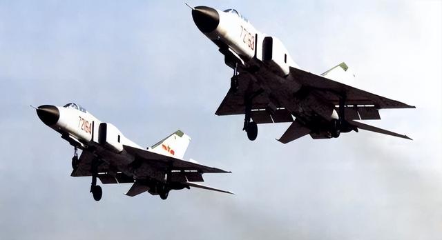 攻不了也守不住，中国空军在西藏上空，被印度空军足足欺负了40年