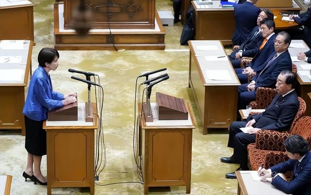 高市早苗连续2天喊话中国，承认自己该反思，希望与中方高层对话