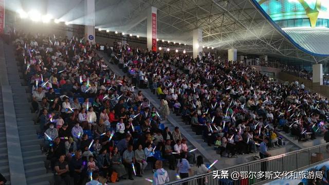 “九曲黄河韵 万里几字情”——第五届鄂尔多斯黄河几字弯文化旅游节璀璨启幕